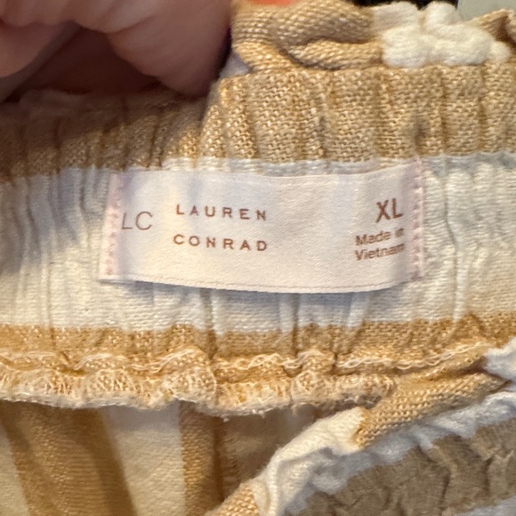 Chic Striped Set - Picture 5 of 10